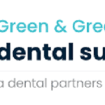 Green & Green Dental Surgery Logo